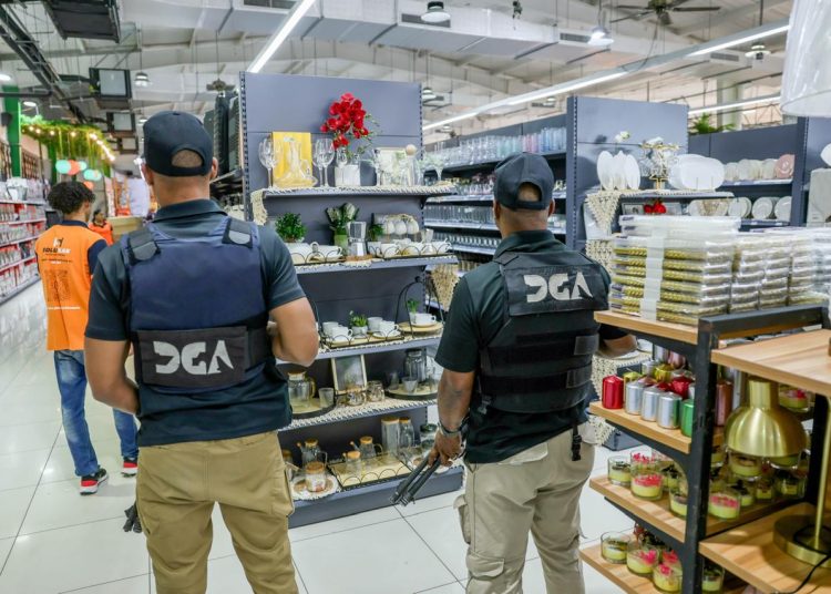 Las inspecciones se realizaron en la Plaza Propicio, Tina Fashion, The Cause Of Fashion, Tina Home y Rilon Traiding.