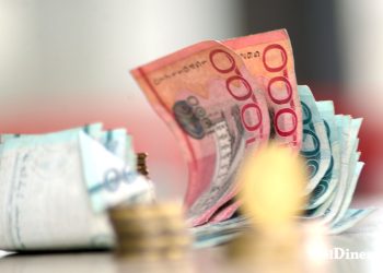 Los salarios de los ciudadanos no les alcanzan para sostenerse. | elDinero