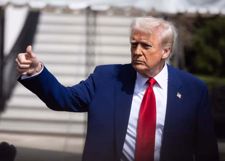 El mandatario reprochó que China haya impuesto aranceles del 34% a las importaciones estadounidenses.