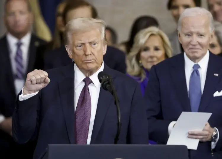 Este lunes, el equipo de Trump ofreció una rueda de prensa en la que no se mencionó si el proceso para imponer estos aranceles estará entre las primeras órdenes ejecutivas que el mandatario tiene previsto firmar hoy.