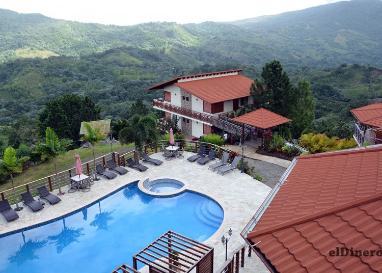 Ecological resort. Fabulous Village aspira a un turismo de lujo amigable con la naturaleza.