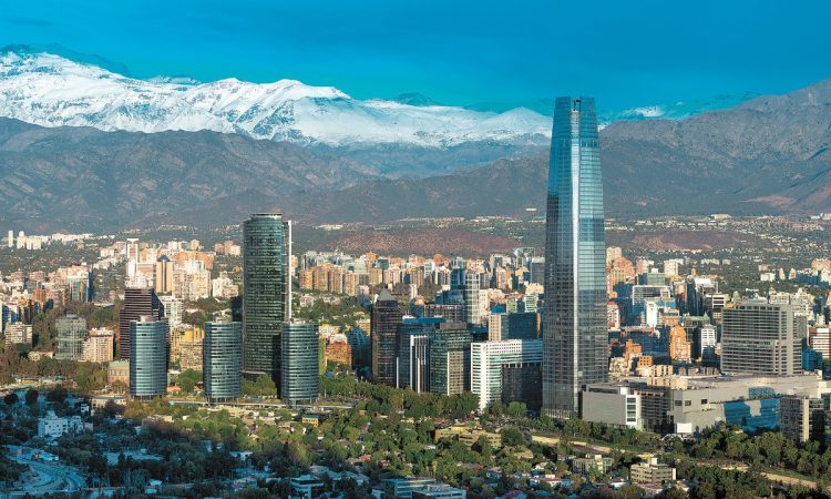 La actividad vinculada a servicios aumentó un 5.3%, resultado explicado por el sector de educación, donde se registró una semana adicional de clases por el cambio en el calendario de las vacaciones de invierno.