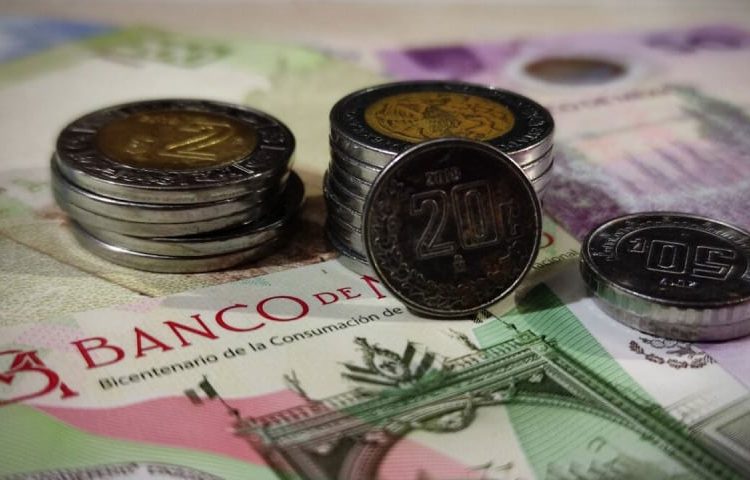 En el caso del presidente Calderón hay una caída muy fuerte por la gran crisis financiera en 2008-2009. Fuente externa.