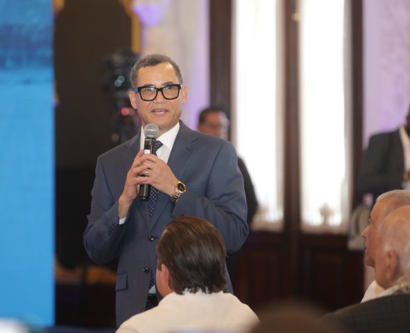 Aumento en empresas privadas no sectorizadas.