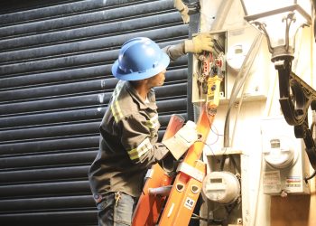 Según Edeeste, cada una de las empresas fiscalizadas por las autoridades tiene en común la manipulación del sistema del servicio eléctrico.