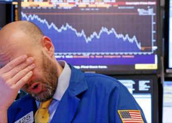 Un 21% prevé que la economía estadounidense entre en recesión en el primer semestre de 2025.