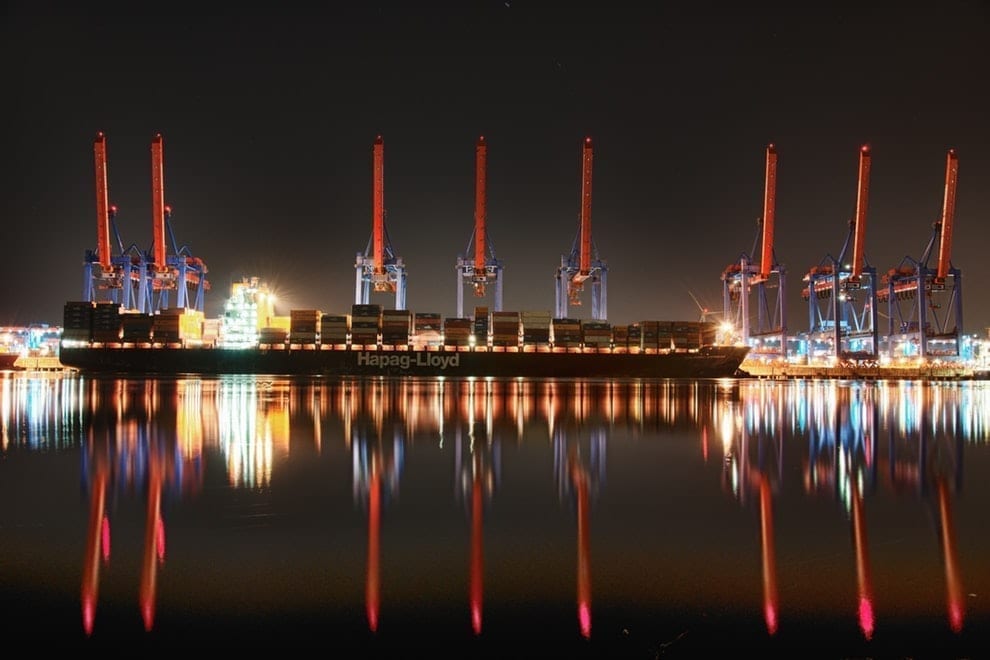 eight red steel cranes 799096