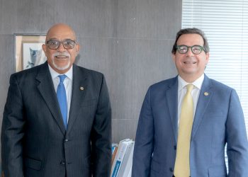 Francisco Melo Chalas, presidente de la junta de directores, y Gustavo Zuluaga Alam, vicepresidente ejecutivo.