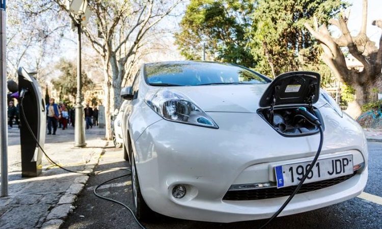 El portavoz aseguró hoy también que los gravámenes comunitarios "perjudican los esfuerzos conjuntos para combatir el cambio climático y ralentizan la transición verde europea".