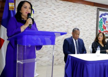 Maritza López de Ortiz enfatiza que fortalecimiento del sistema cooperativo dominicano requiere de instituciones transparentes.