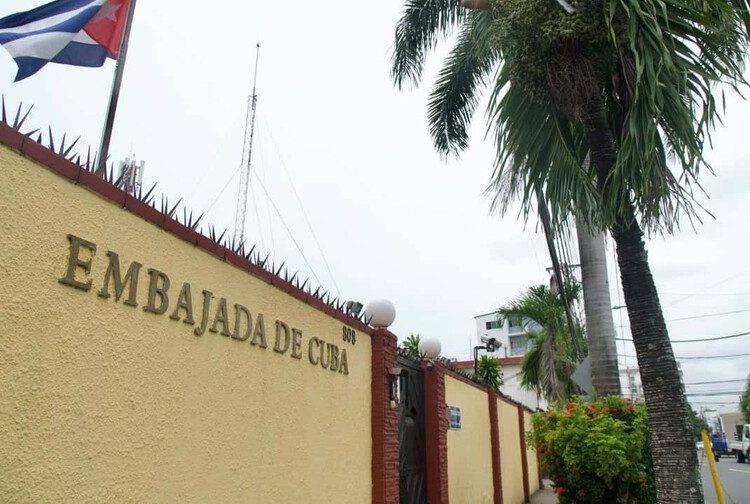 El jefe de la diplomacia cubana afirmó que "no existe motivo alguno que justifique esta decisión de las autoridades dominicanas".