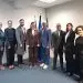 La embajadora dominicana en Bélgica, Joan M. Cedano, junto al director de elDinero, Jairon Severino, y personal diplomático.