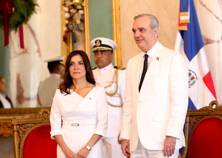 En sus primeros días, Campos recorrió lugares emblemáticos de la Zona Colonial.