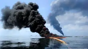 La ministra laborista de Transporte, Heidi Alexander, ha expresado su preocupación en X y está en contacto con los servicios de rescate para ver cómo evoluciona la situación.