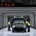 Empleados en la fábrica de Tesla de Berlin. | Fuente externa.