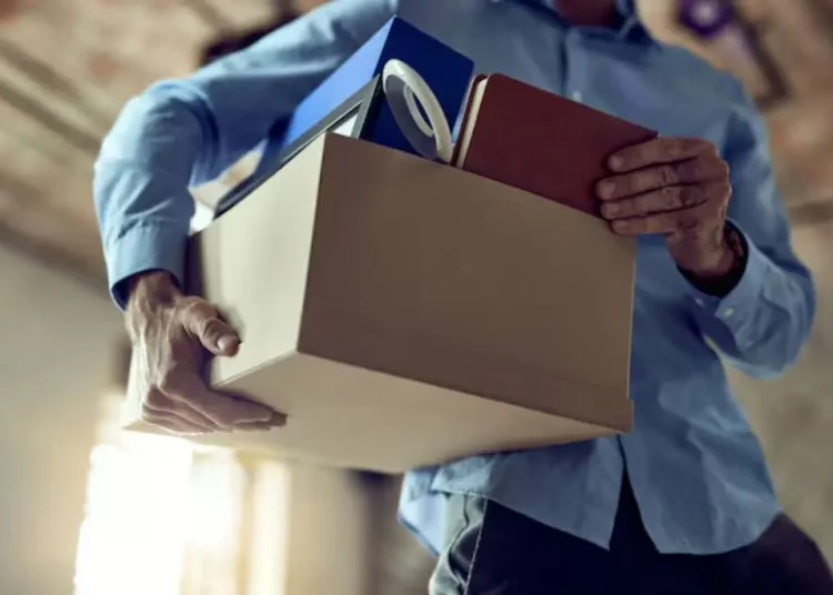 Las personas subocupadas, es decir, quienes declararon tener necesidad y disponibilidad para trabajar más horas, fueron 4.4 millones, el 7.4% de la población ocupada, un decrecimiento de 272,000 personas ante mayo de 2023.