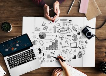 Invitó a los emprendedores a ser proactivos e innovadores. - Fuente externa.