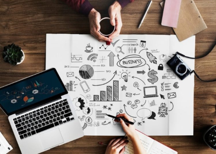 Invitó a los emprendedores a ser proactivos e innovadores. - Fuente externa.