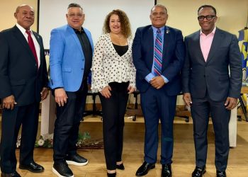 Representantes del sector empresarial de Santo Domingo Este rechazaron la intención del alcalde de esa demarcación.