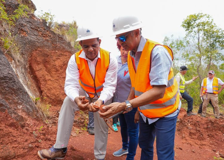 Santos explicó que, en materia de IED, la minería alcanzó US$420.6 millones al segundo trimestre de 2025.