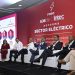 Santos participó en el foro sobre la reforma del sector eléctrico organizado por la Asociación Dominicana de la Industria Eléctrica y el Instituto Tecnológico de Santo Domingo.