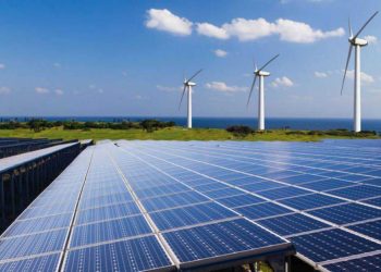 La generación proveniente de fuentes no renovables registró una disminución de 2.4%.