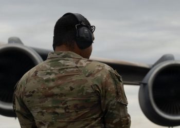 Las operaciones son realizadas por personal adscrito al 921.º Escuadrón de Respuesta a Contingencias y al 621.º Ala de Respuesta a Contingencias.