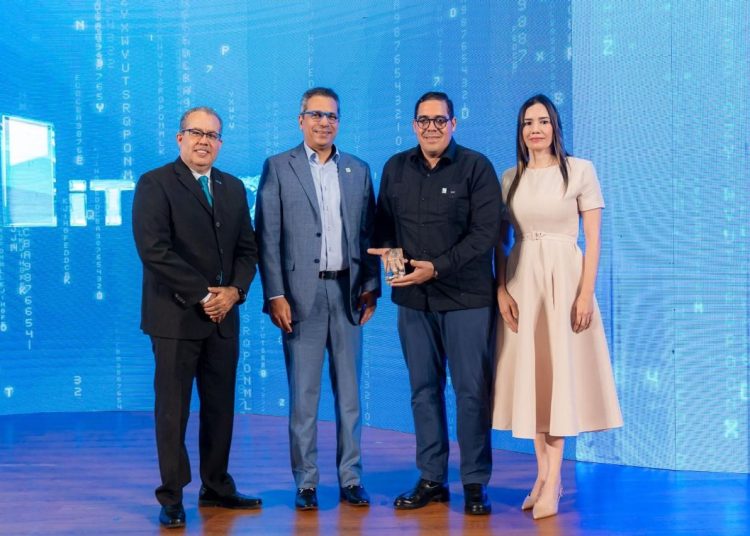 ETED fue reconocida por su avance en transformación digital en la gestión pública.