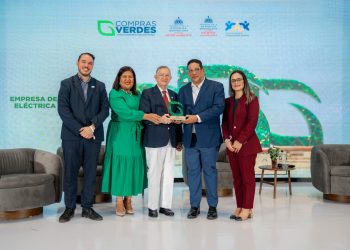 El reconocimiento fue entregado a la ETED por parte de la Dirección General de Contrataciones Públicas.