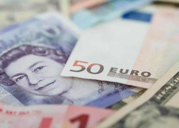 La mayor parte de la subida anunciada, estimada en unos €30,000 millones corresponderá al incremento de 1.2 puntos porcentuales en la tasa de la Seguridad Social del empleador, que aumentará al 15% a partir del 6 de abril de 2025.