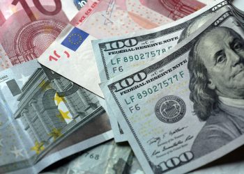 La moneda única se ha cambiado hoy en una banda de fluctuación de entre US$1.0680 y US$1.0750. 