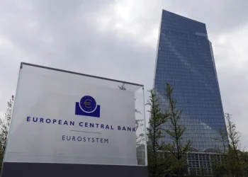 Los mercados prevén que la zona del euro crecerá un modesto 0.9% en 2025.