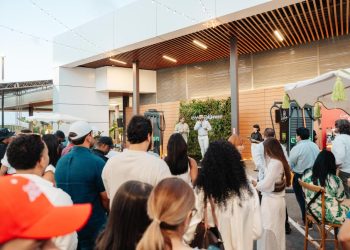 Entregan 18 nuevas unidades eléctricas modelo Riddara RD6 a CEPM y Evergo.