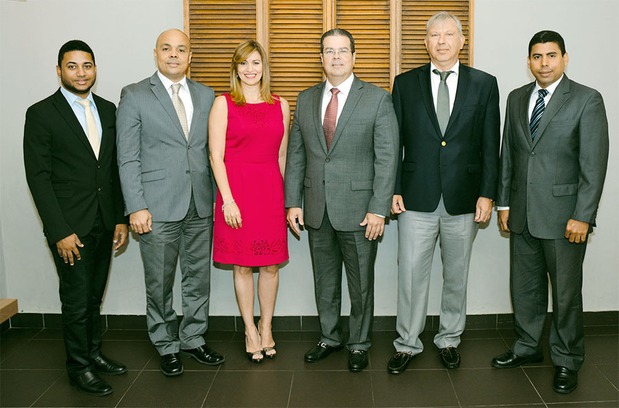 Windler Soto, Jairon Severino, Julissa Báez, Gabriel Ballestas, Francesco Cardi y Esteban Delgado.