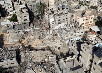 La tregua permitió el domingo sacar del norte de Gaza 7,600 dosis de vacunas para llevarlas al sur. - Fuente externa.