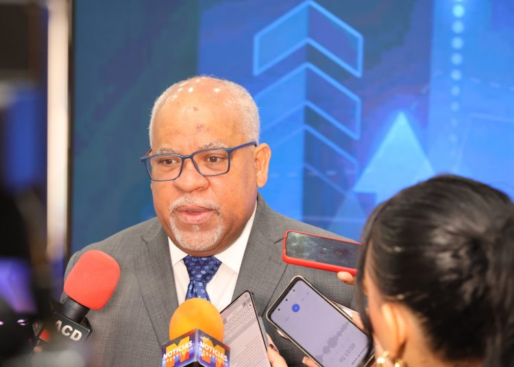 Gómez Mazara anunció que en este mes se colocarán más de RD$1,450 millones en créditos productivos.