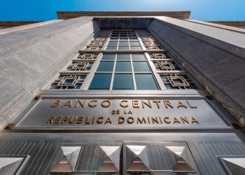 Banco Central estima que la inflación seguirá bajando.