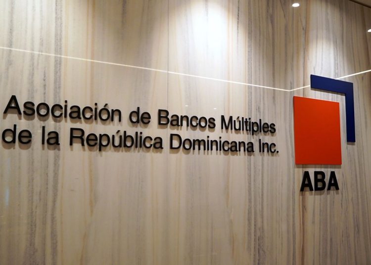 Considera reglamento contiene medidas saludables.