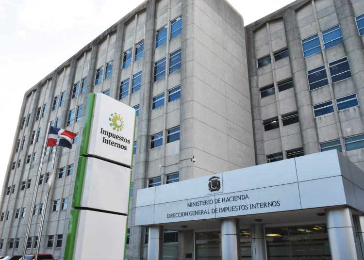 Dirección General de Impuestos Internos (DGII) - Fuente externa.