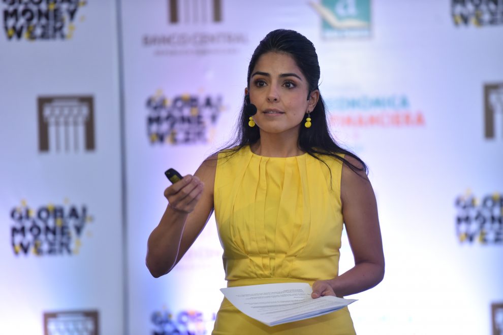 fake news claudia palacios