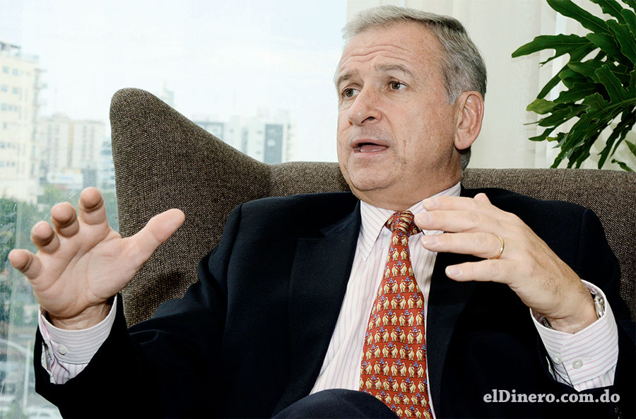 El economista chileno e investigador de Harvard Felipe Larraín sugiere aprovechar el entorno económico internacional. | Lésther Álvarez