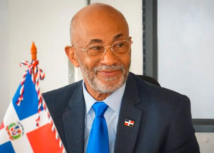 Embajador extraordinario y plenipotenciario de República Dominicana en Colombia, Félix Aracena.
