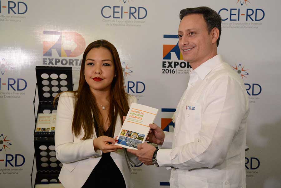 feria de exportacion pone acircular libro