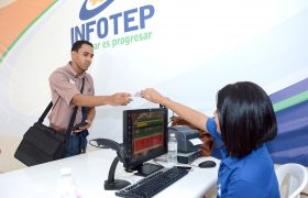 feria empleos jovenes dominicanos 6