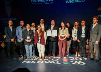 Representantes de Adofintech y asociaciones fintech de Iberoamérica durante la firma del acuerdo en Ciudad de México.