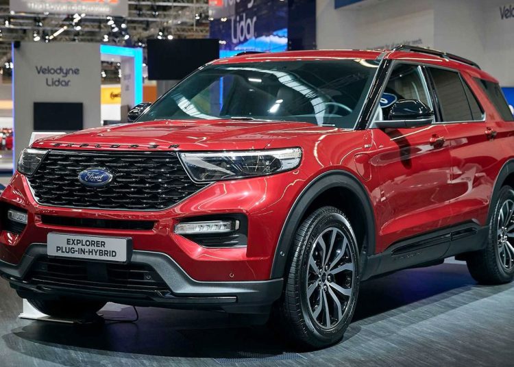 Se estima hay más de 155 marcas de automóviles en el mundo. Algunas fabrican menos de 5 coches al año, otras, millones. | Fuente externa