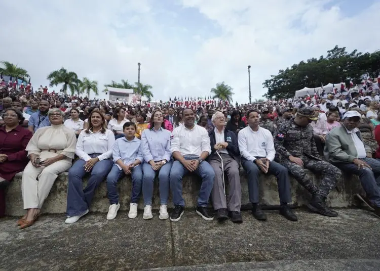 El Defensor del Pueblo, Pablo Ulloa, destacó la importancia de las jornadas que se desarrollaron en las distintas demarcaciones del territorio nacional con la finalidad de promover la educación.- Fuente externa.