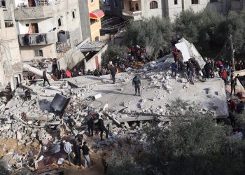 Edificio destruido por un bombardeo del Ejército de Israel contra la ciudad de Rafá, en el sur de la Franja de Gaza. -
Europa Press