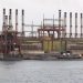 La fase uno del proyecto de desarrollo cuenta con 23 pozos --incluidos once de producción-- y se espera que el campo petrolero pueda generar unos 100,000 barriles de petróleo al día. - Fuente externa.