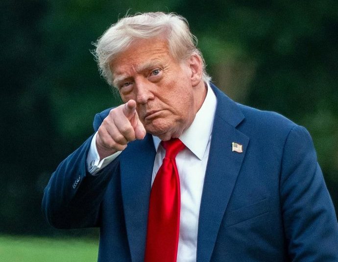 Trump también ha cargado contra otras personalidades vinculadas al Partido Demócrata.